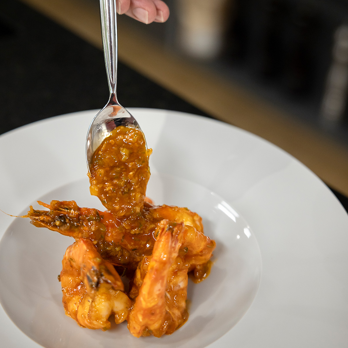 Crevetten in Chilisauce